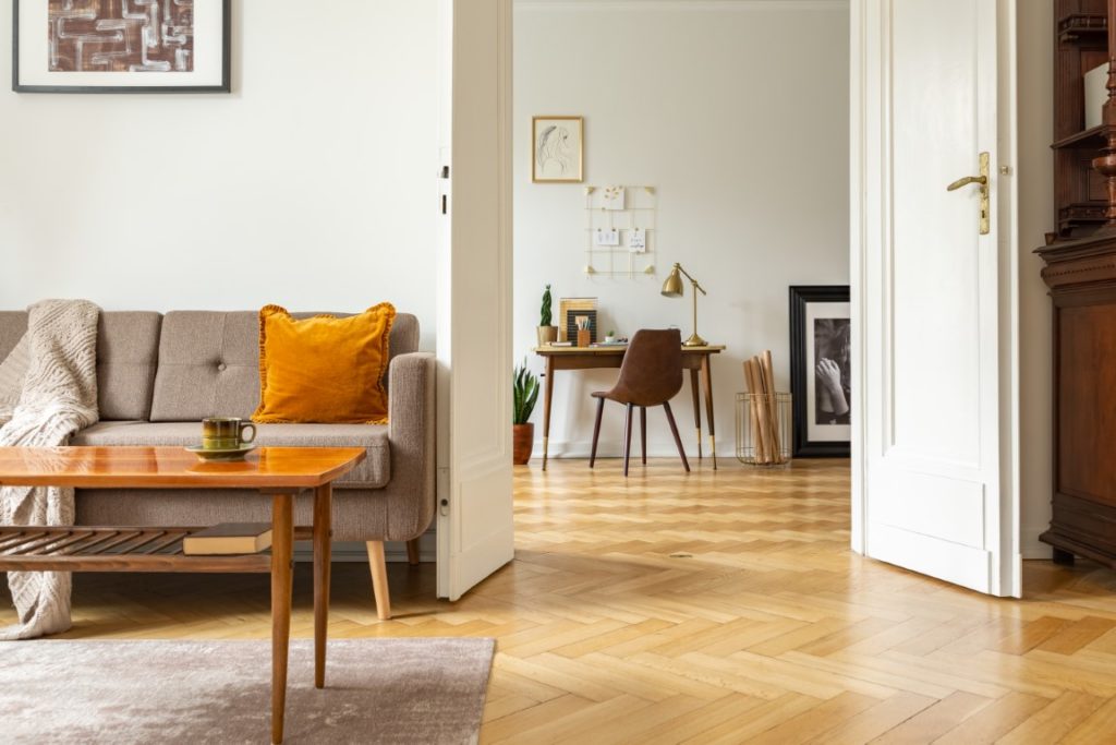 Découvrez comment poser le même parquet dans plusieurs pièces